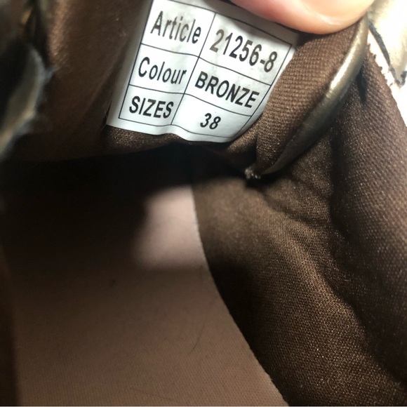 C Guimarães Sneakers - Side Zipper & White Platform Sole - Women's EU 38 US 7.5 - Picture 7 of 10